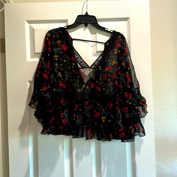 Beautiful sheer floral top-Free People size S - Picture 1 of 8